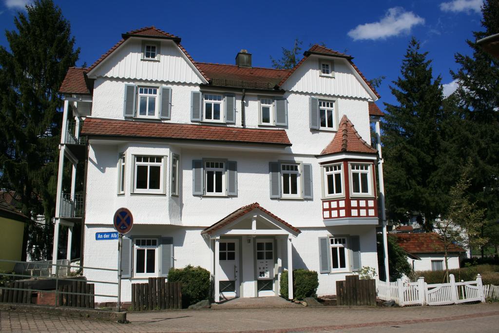 Gaestehaus Villa Lina Bad Herrenalb Εξωτερικό φωτογραφία